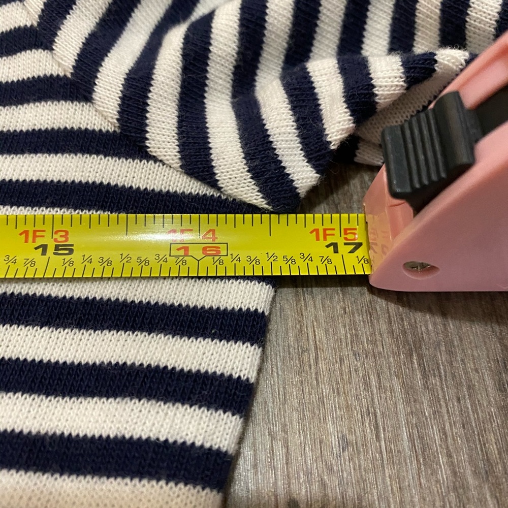 ⬇️ Charter Club Spring Sweater Navy and White PS - Picture 7 of 7